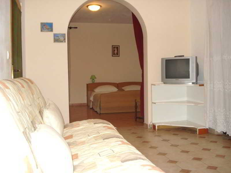 Apartments Burmeta Zadar Bagian luar foto