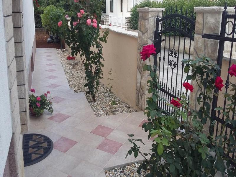 Apartments Burmeta Zadar Bagian luar foto